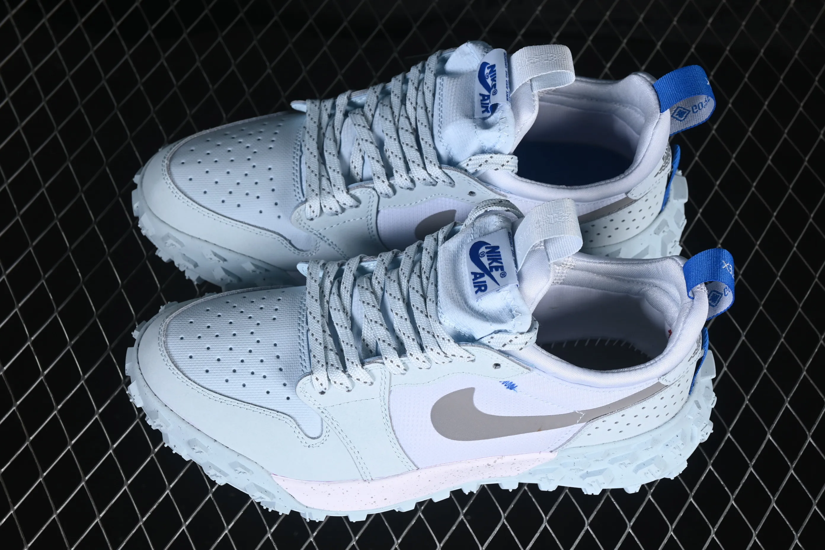 All categories Air Jordan Jordan series basketball shoes Air Jordan 1 Low Air Jordan 1 Low Element "Gore-Tex" AJ1 Joe 1 multifunctional outdoor casual basketball shoes FV4227-400